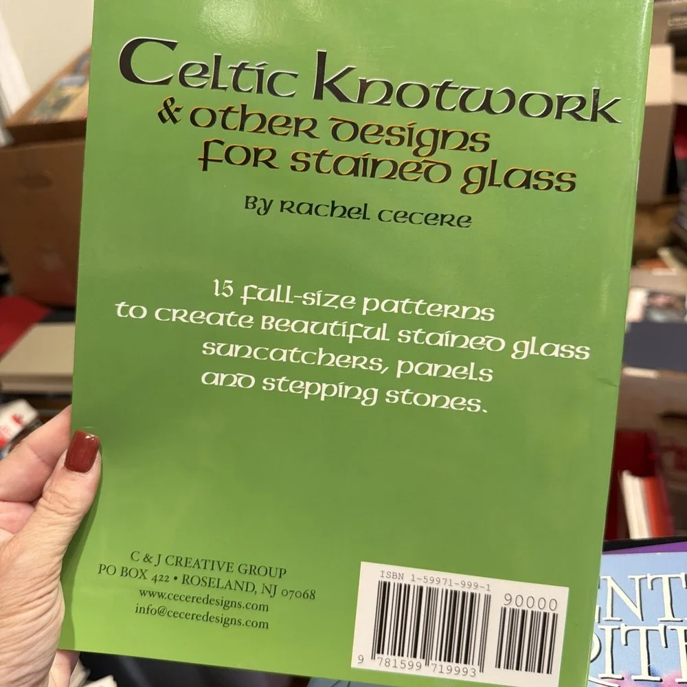 CELTIC KNOTWORK AND OTHER DESIGNS FOR STAINED GLASS By Rachel Cecere